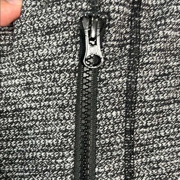 lululemon athletica Black and Gray Jacket - Picture 5 of 15